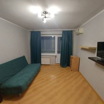 Сдается 1-комнатная квартира, 40 м²
