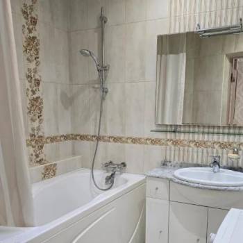 Сдается 1-комнатная квартира, 45 м²