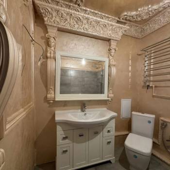 Продается 1-комнатная квартира, 56 м²