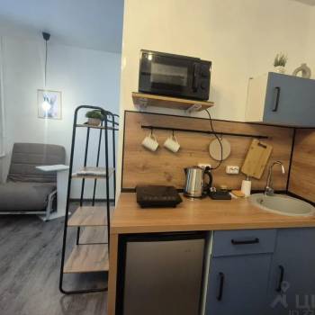 Продается Многокомнатная квартира, 68 м²
