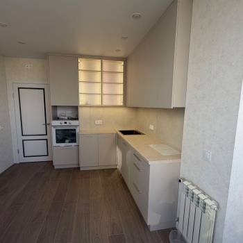 Продается 1-комнатная квартира, 40 м²