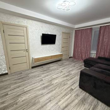 Сдается Многокомнатная квартира, 0 м²