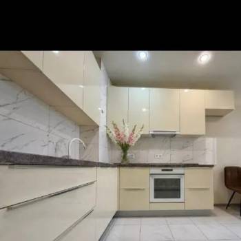Продается 1-комнатная квартира, 35 м²