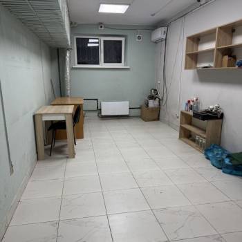 Сдается Нежилое помещение, 18 м²