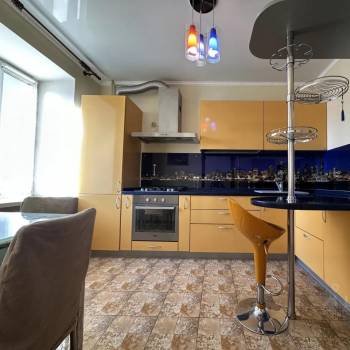 Продается 3-х комнатная квартира, 80,8 м²