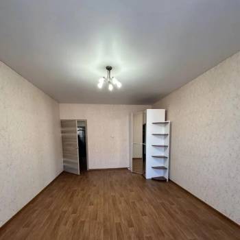Сдается 1-комнатная квартира, 56 м²