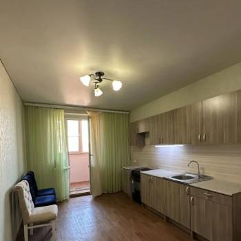 Сдается 1-комнатная квартира, 56 м²
