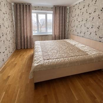 Продается Многокомнатная квартира, 98 м²