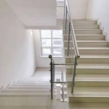 Продается 1-комнатная квартира, 42,7 м²