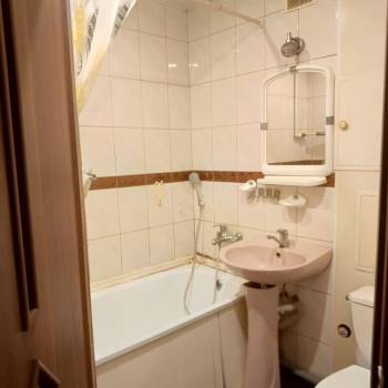 Сдается Многокомнатная квартира, 50 м²