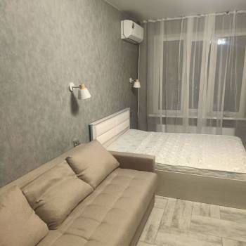 Сдается 1-комнатная квартира, 44 м²