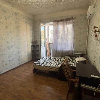 Сдается 2-х комнатная квартира, 77 м²