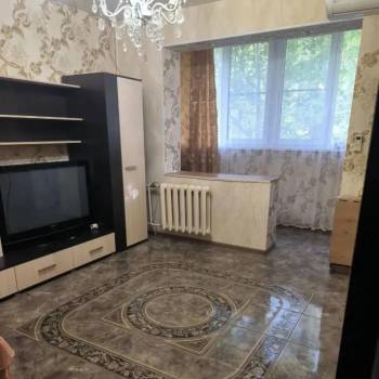 Сдается 1-комнатная квартира, 39,6 м²