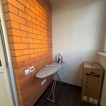 Продается 1-комнатная квартира, 43 м²