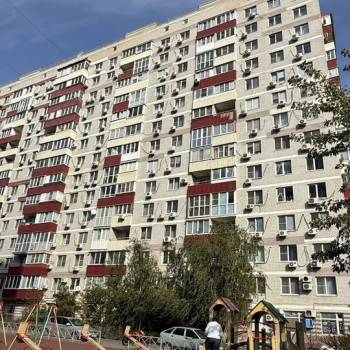 Продается 1-комнатная квартира, 44 м²