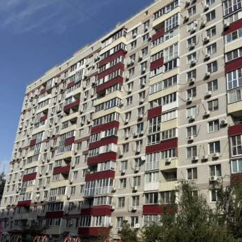 Продается 1-комнатная квартира, 44 м²