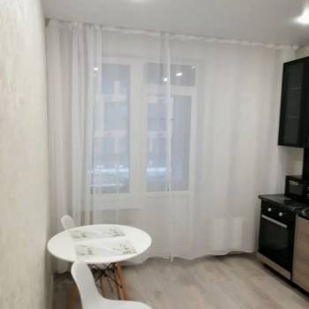 Сдается 1-комнатная квартира, 38 м²