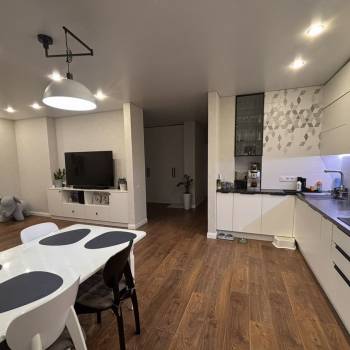 Продается 3-х комнатная квартира, 82 м²