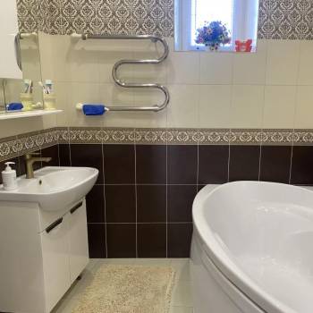 Продается Дом, 180 м²