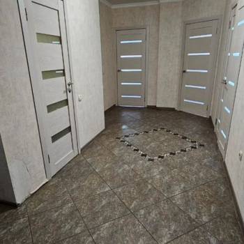 Сдается 2-х комнатная квартира, 80 м²