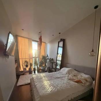 Продается 1-комнатная квартира, 45 м²