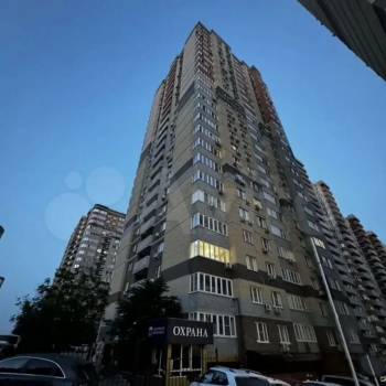 Продается 1-комнатная квартира, 43 м²