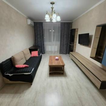 Сдается 2-х комнатная квартира, 64 м²