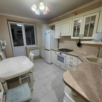 Сдается 2-х комнатная квартира, 64 м²