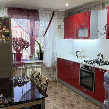 Продается 3-х комнатная квартира, 63 м²