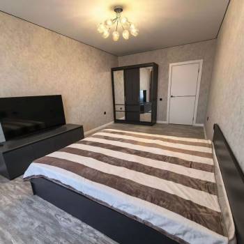 Сдается 1-комнатная квартира, 42 м²