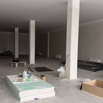 Сдается Нежилое помещение, 320 м²