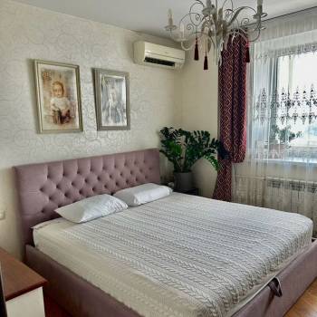 Продается 3-х комнатная квартира, 104 м²