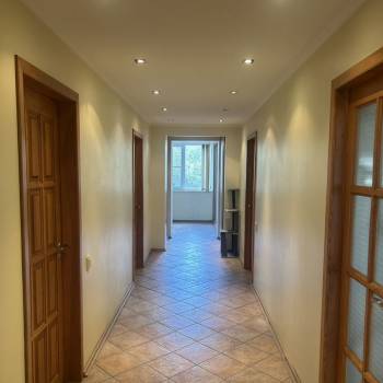 Продается 3-х комнатная квартира, 109,8 м²