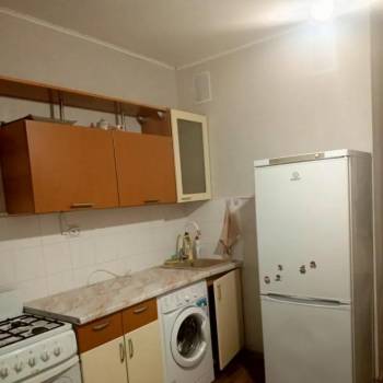 Продается 1-комнатная квартира, 36 м²