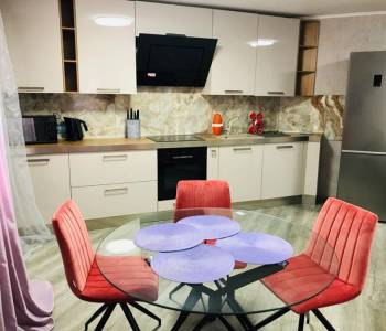 Сдается Многокомнатная квартира, 85 м²