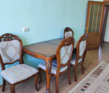 Сдается 1-комнатная квартира, 55 м²