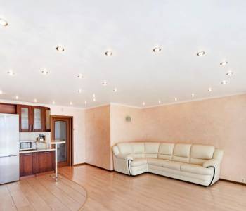 Продается 2-х комнатная квартира, 108,6 м²