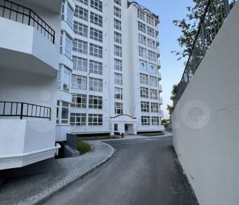Продается 1-комнатная квартира, 52,8 м²
