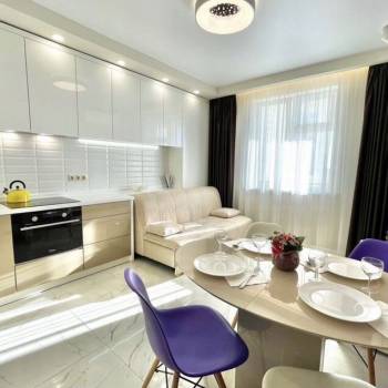 Продается 1-комнатная квартира, 44 м²