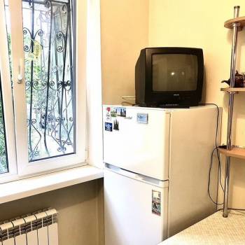 Продается 1-комнатная квартира, 32 м²