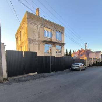 Продается Дом, 295 м²