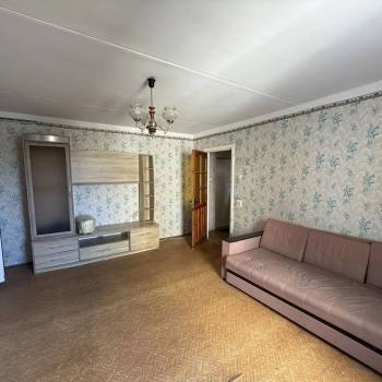 Продается 1-комнатная квартира, 40,7 м²
