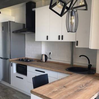 Сдается 1-комнатная квартира, 52 м²