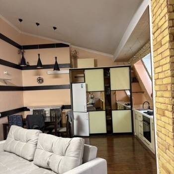 Сдается 2-х комнатная квартира, 69 м²