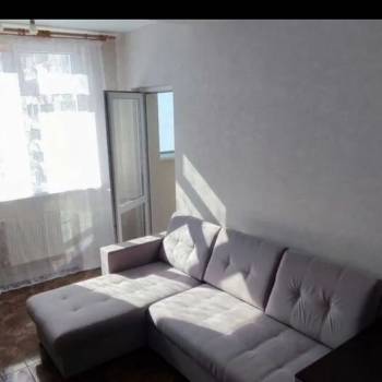 Продается 1-комнатная квартира, 41 м²