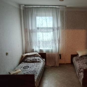 Продается Многокомнатная квартира, 90,4 м²