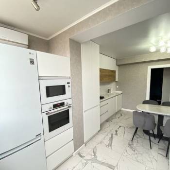 Сдается Многокомнатная квартира, 96 м²