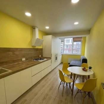 Продается 2-х комнатная квартира, 57 м²
