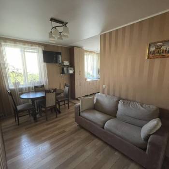 Продается 3-х комнатная квартира, 57,4 м²