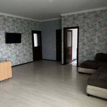 Продается 2-х комнатная квартира, 80 м²